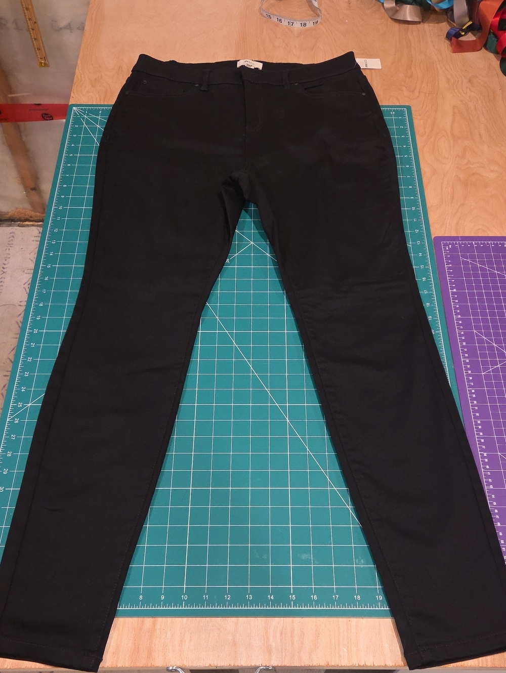 RW&CO. Women's Black Slim Fit Jeans